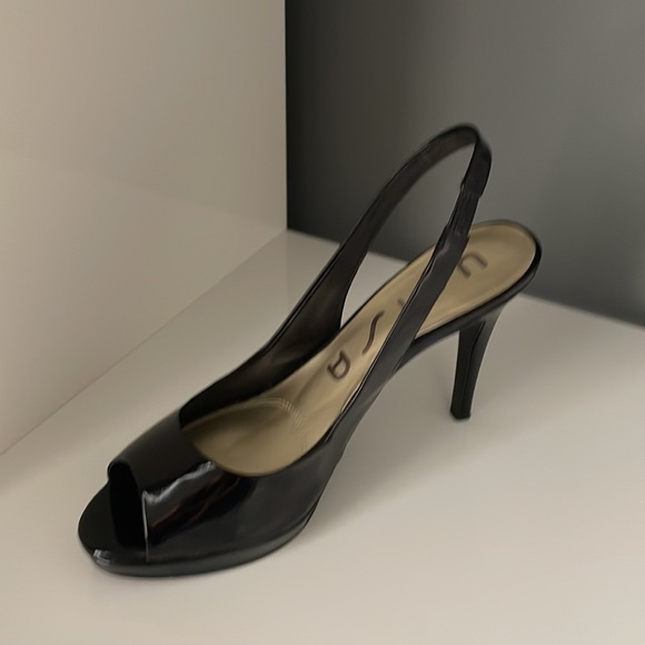 4” Black Unisa High Heels - Picture 6 of 8